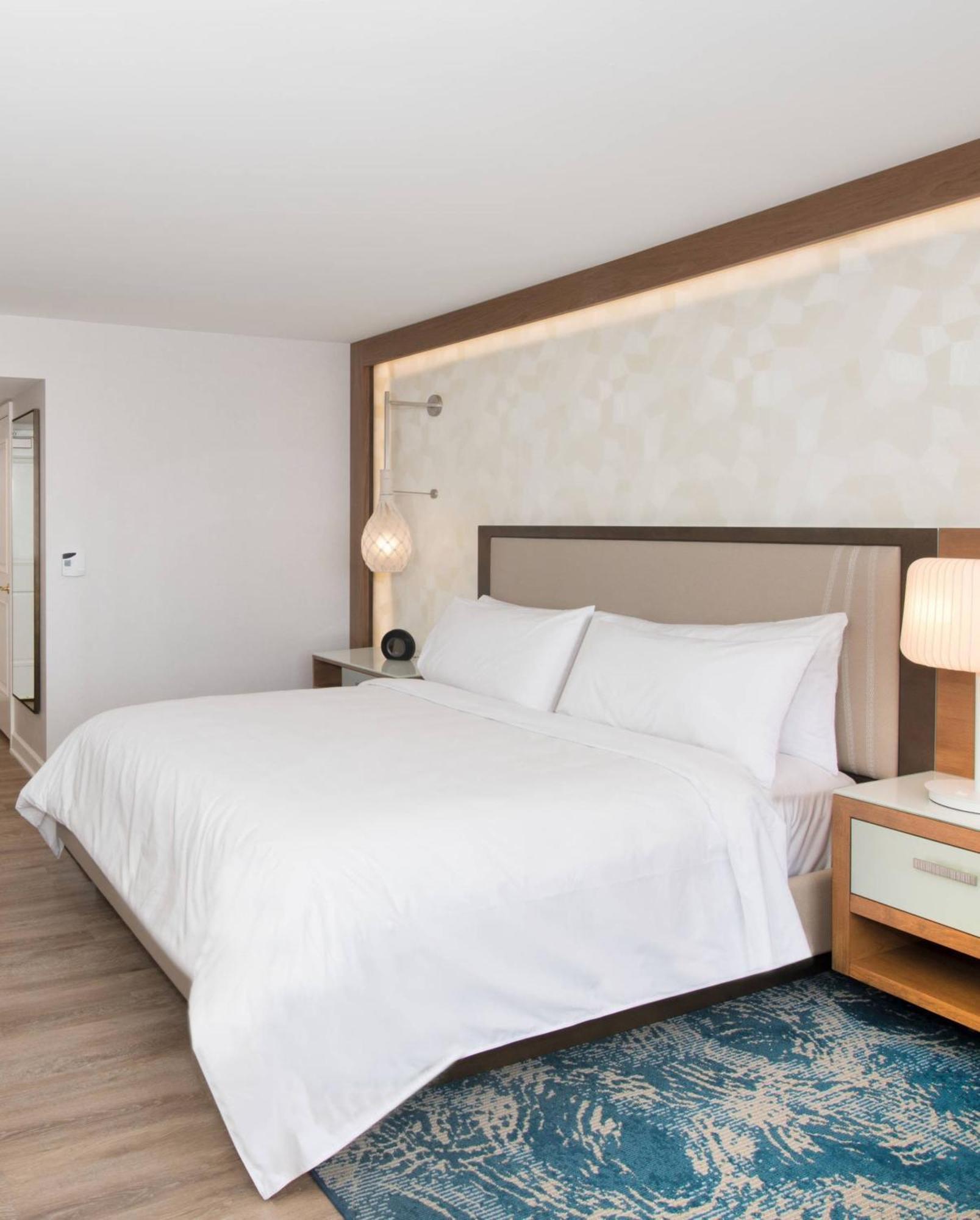 Renaissance Newport Beach Hotel Εξωτερικό φωτογραφία