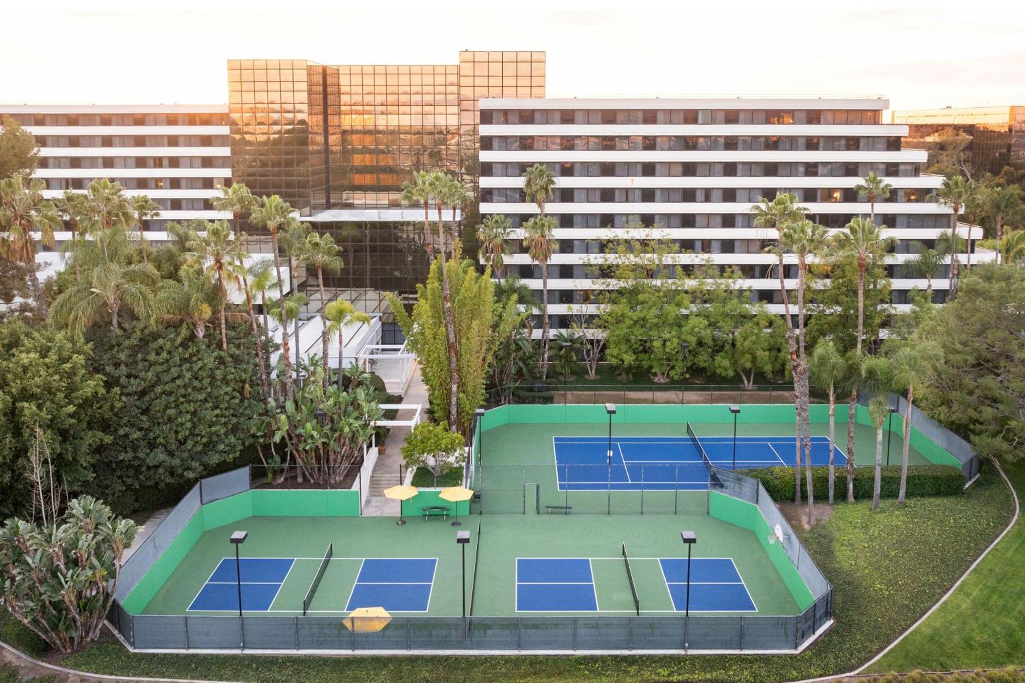 Renaissance Newport Beach Hotel Εξωτερικό φωτογραφία