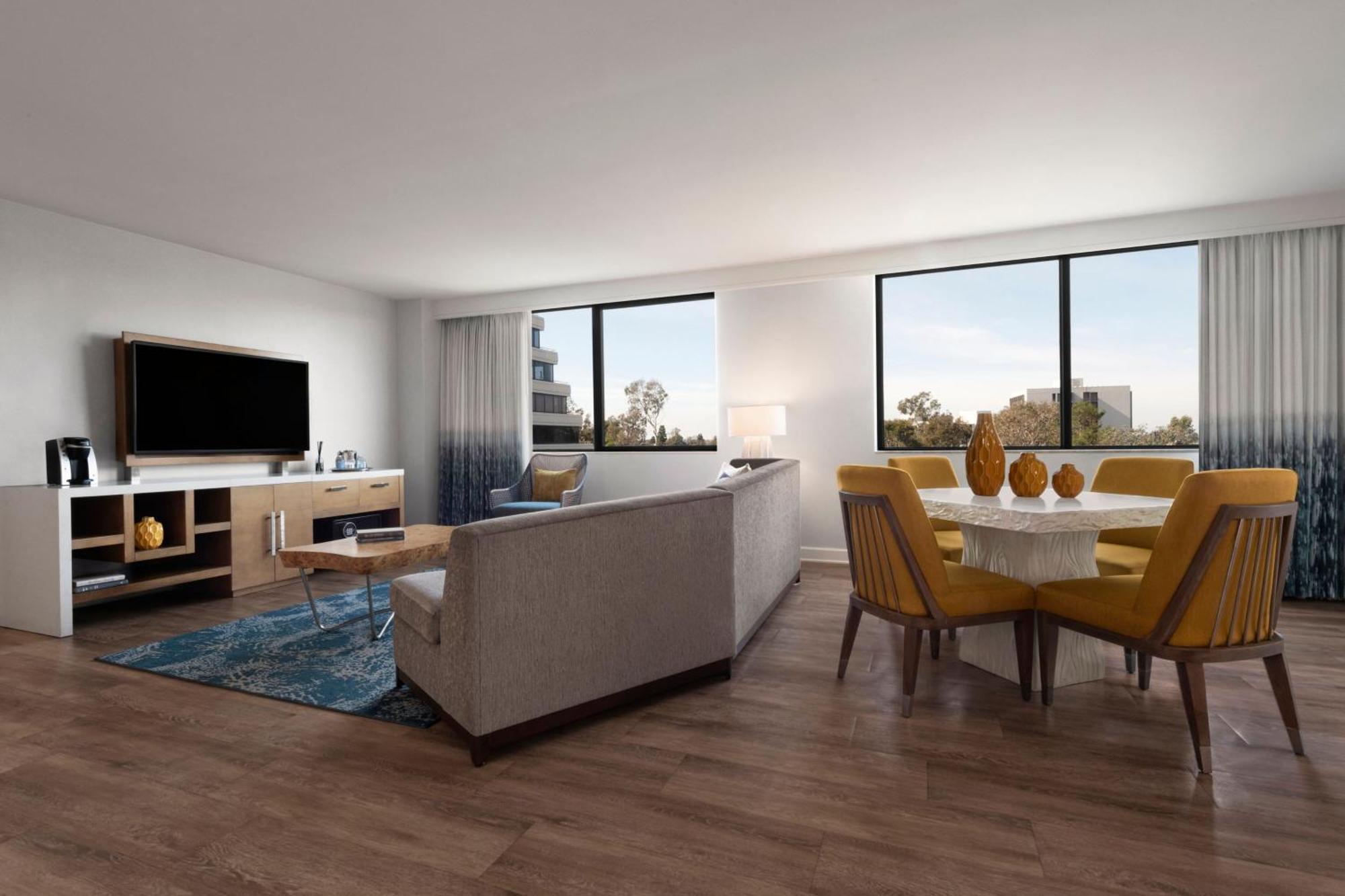 Renaissance Newport Beach Hotel Εξωτερικό φωτογραφία